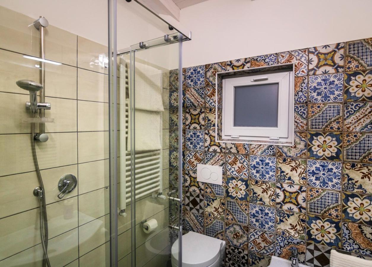 Casa Del Forestiero Umberto كاتانيا المظهر الخارجي الصورة