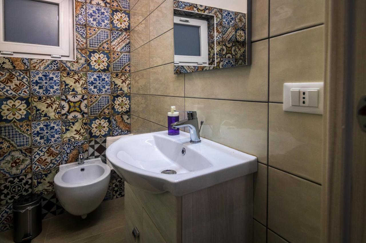 Casa Del Forestiero Umberto كاتانيا المظهر الخارجي الصورة