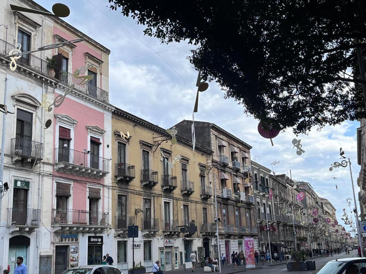 Casa Del Forestiero Umberto كاتانيا المظهر الخارجي الصورة